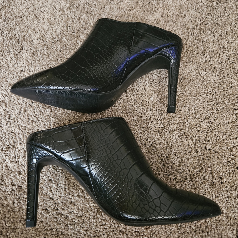 Croc-Patterned Stilleto Heel Mules NWOT